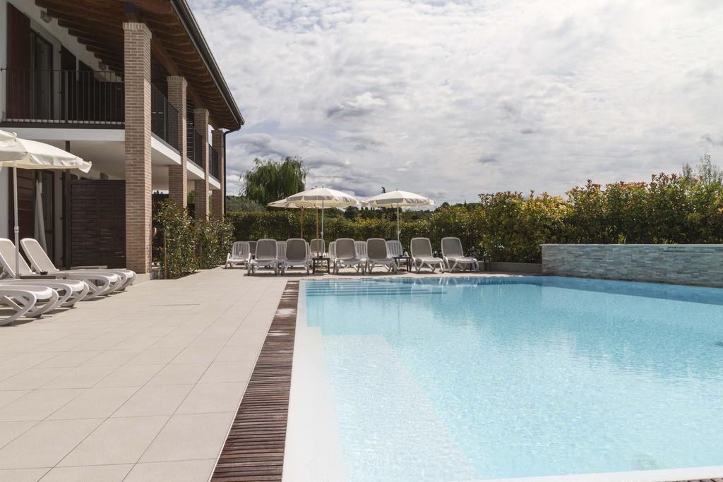 Hotel Relais Agli Olivi ลาซีเซ ภายนอก รูปภาพ