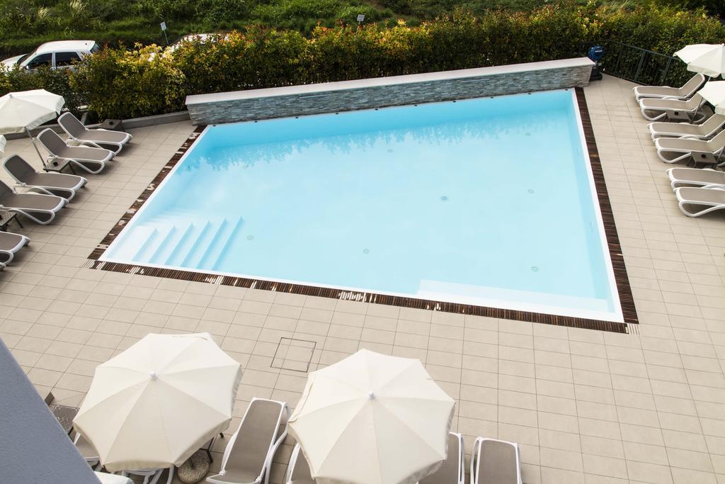 Hotel Relais Agli Olivi ลาซีเซ ภายนอก รูปภาพ