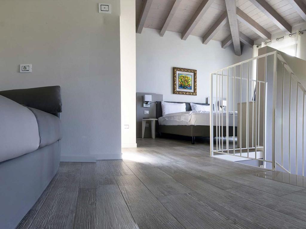 Hotel Relais Agli Olivi ลาซีเซ ภายนอก รูปภาพ