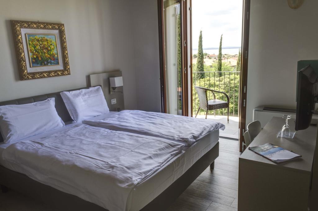 Hotel Relais Agli Olivi ลาซีเซ ห้อง รูปภาพ