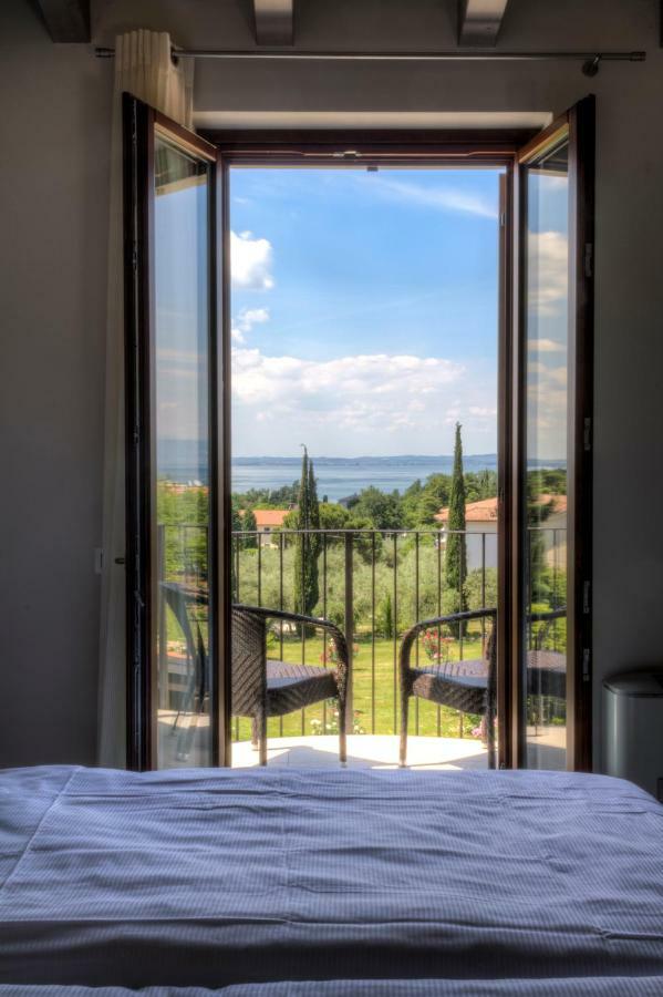 Hotel Relais Agli Olivi ลาซีเซ ภายนอก รูปภาพ